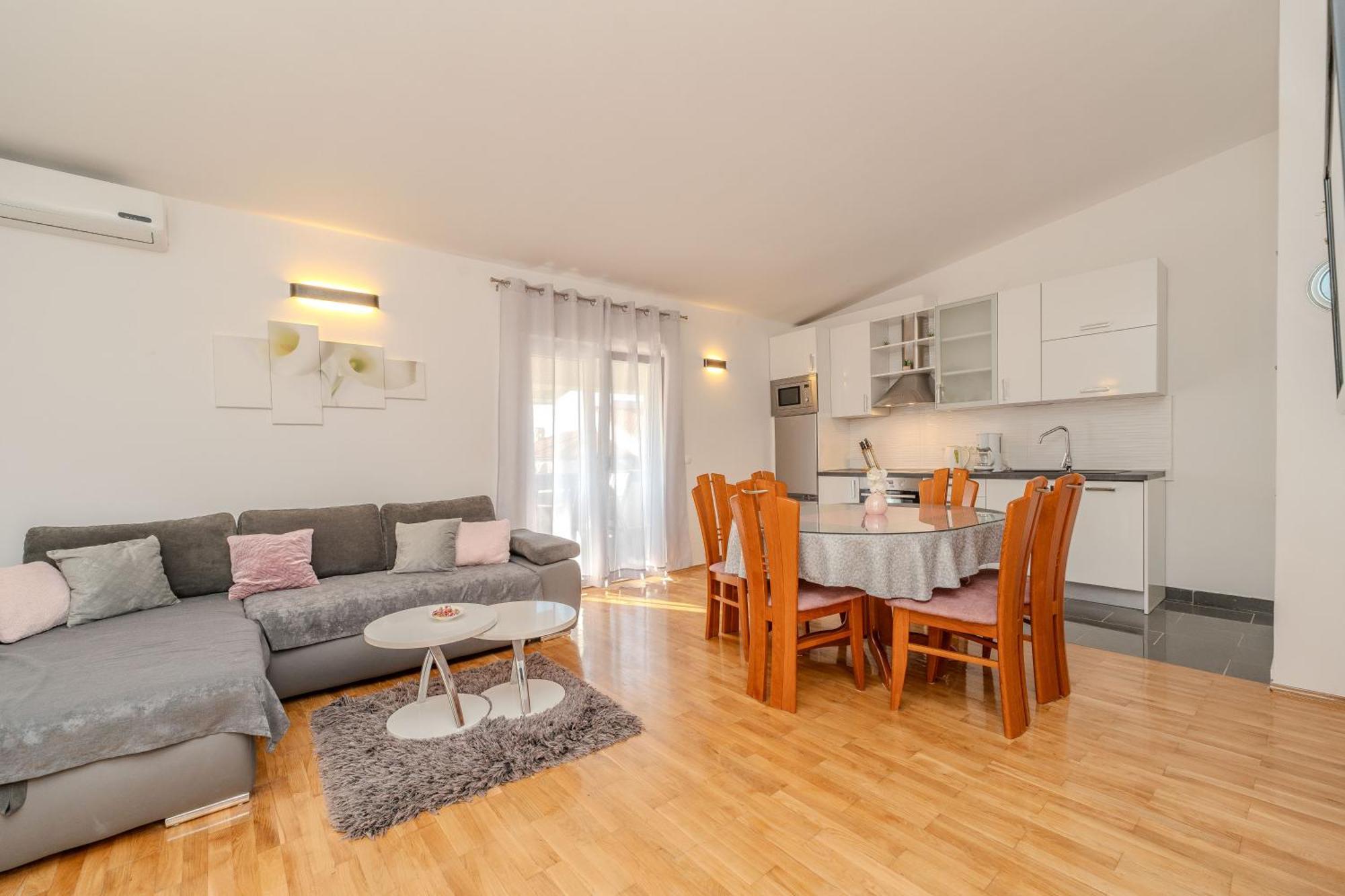 Apartments Dalmatia (Adults Only) بريفلاكا المظهر الخارجي الصورة