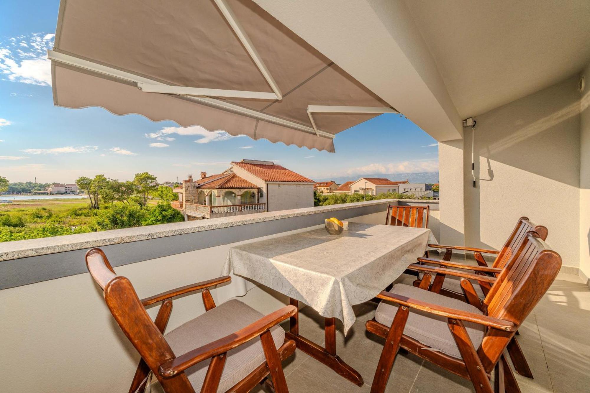 Apartments Dalmatia (Adults Only) بريفلاكا المظهر الخارجي الصورة