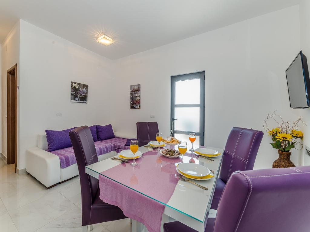 Apartments Dalmatia (Adults Only) بريفلاكا المظهر الخارجي الصورة