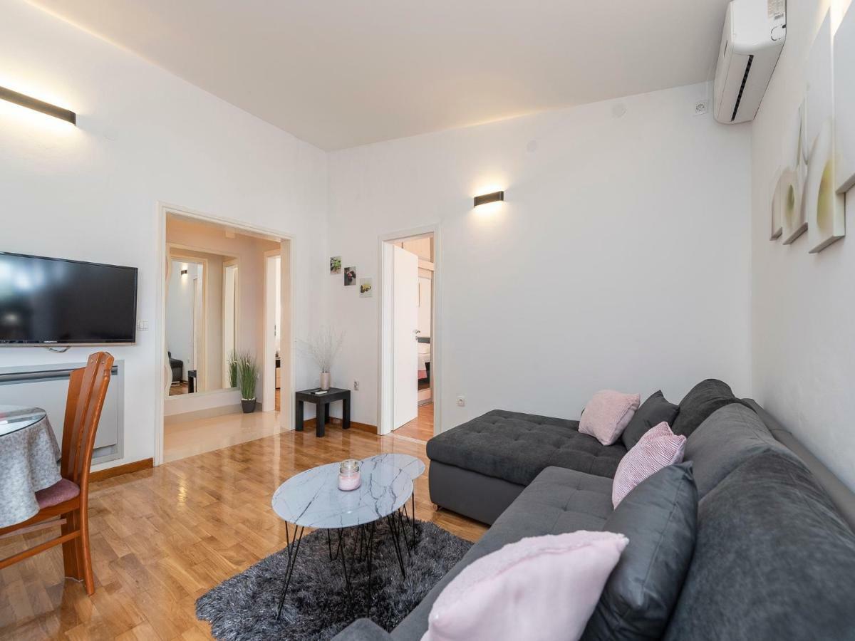 Apartments Dalmatia (Adults Only) بريفلاكا المظهر الخارجي الصورة
