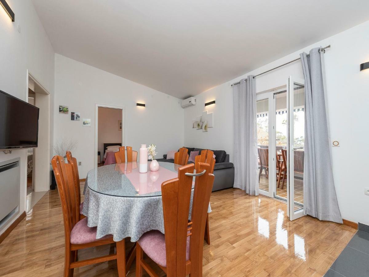 Apartments Dalmatia (Adults Only) بريفلاكا المظهر الخارجي الصورة